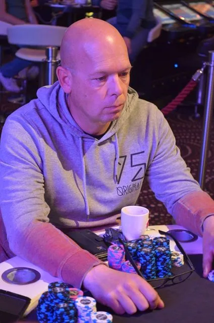Peter Vreugdenhil | 2016/04 - Enschede Poker Series - €500 NLH Main Event 